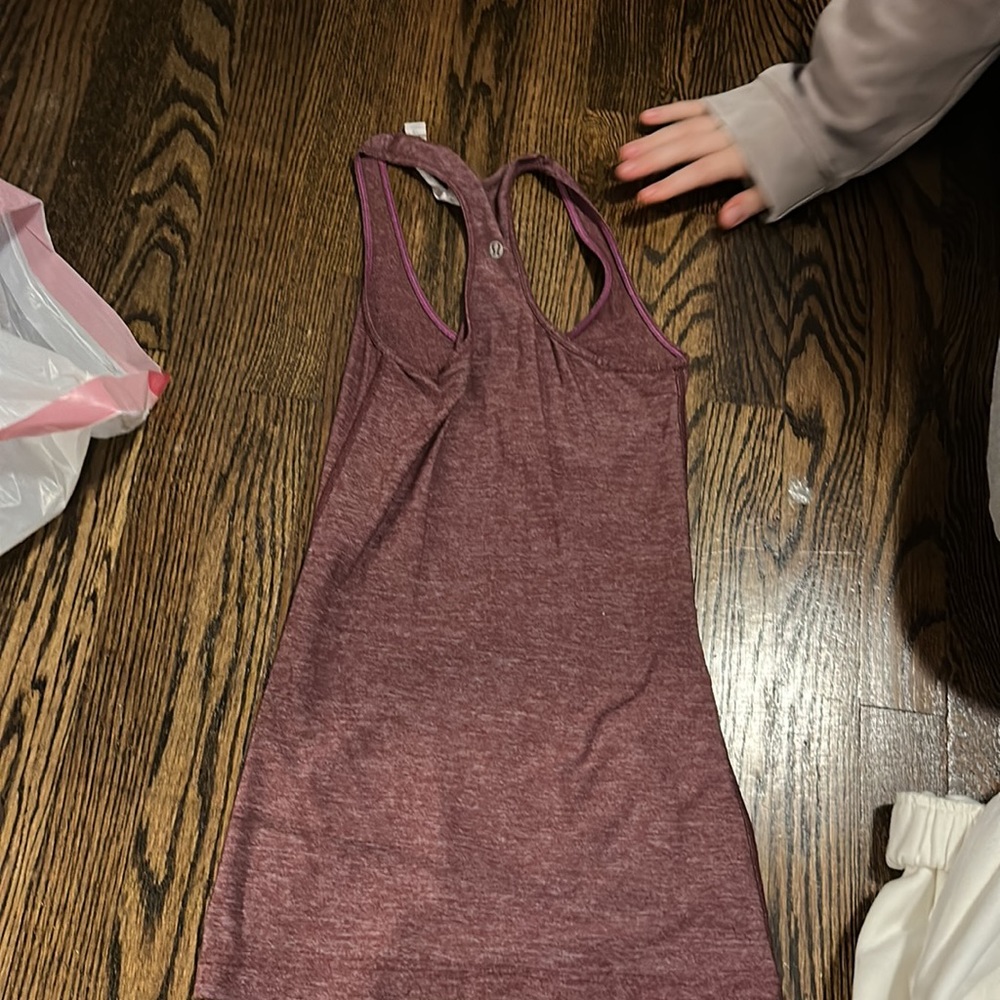 Lululemon Razorback tank top - Picture 2 of 2